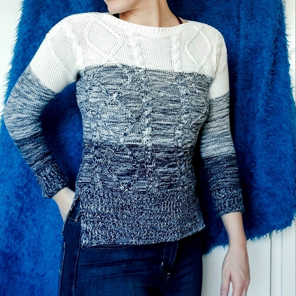 🍭 3 x $25* ATMOSPHERE Blue + White Knit Sweater Sz 4 - Picture 1 of 6